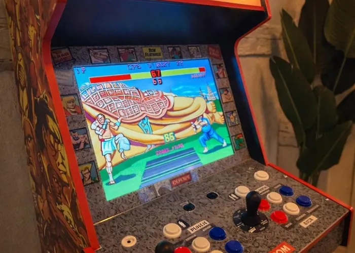 Apartamento Gartenwohnung-terrasse-3 Schlafzimmer-85zolltv-arcade